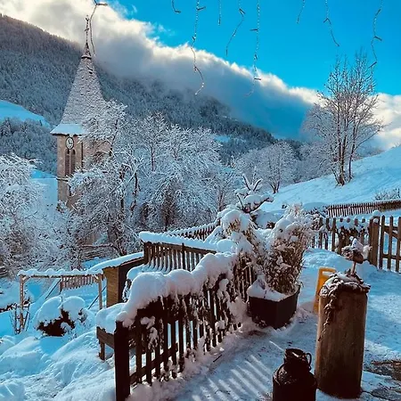 Chalet-le-blanc-nordique シャレー Le Bouchet-Mont Charvin