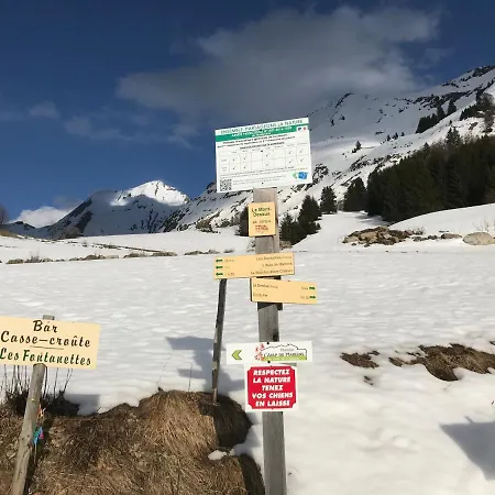 Le Blanc Nordique Chalet