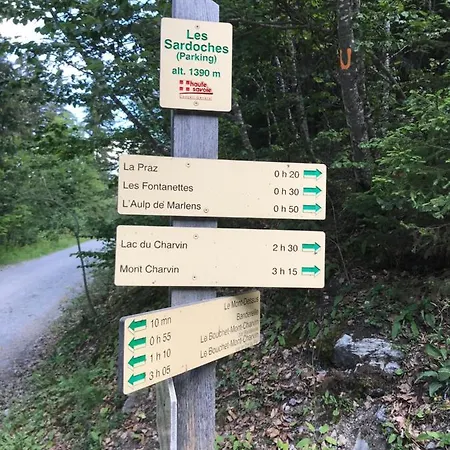 Chalet-le-blanc-nordique Σαλέ *