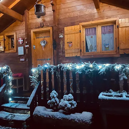Le Blanc Nordique Chalet