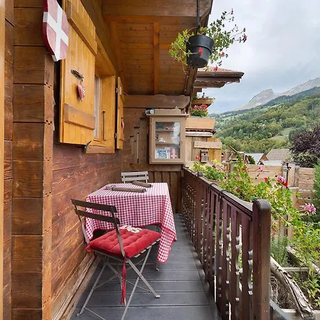 Le Blanc Nordique Chalet